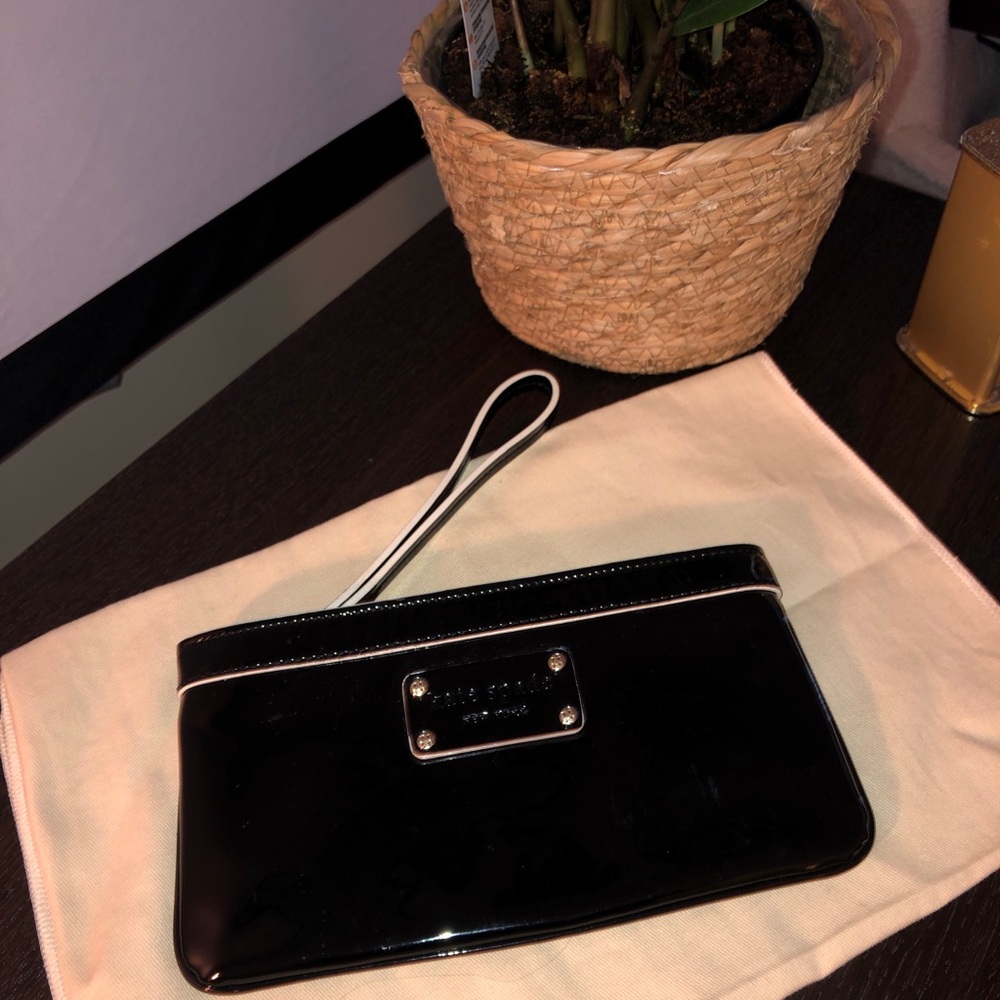 Kate Spade Patent Leather Wristlet